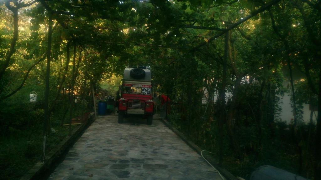 Camping Late Gjirokaster Ngoại thất bức ảnh